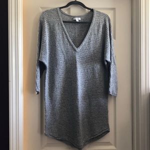 NY&Co MARLED V-NECK DOLMAN TUNIC SWEATER